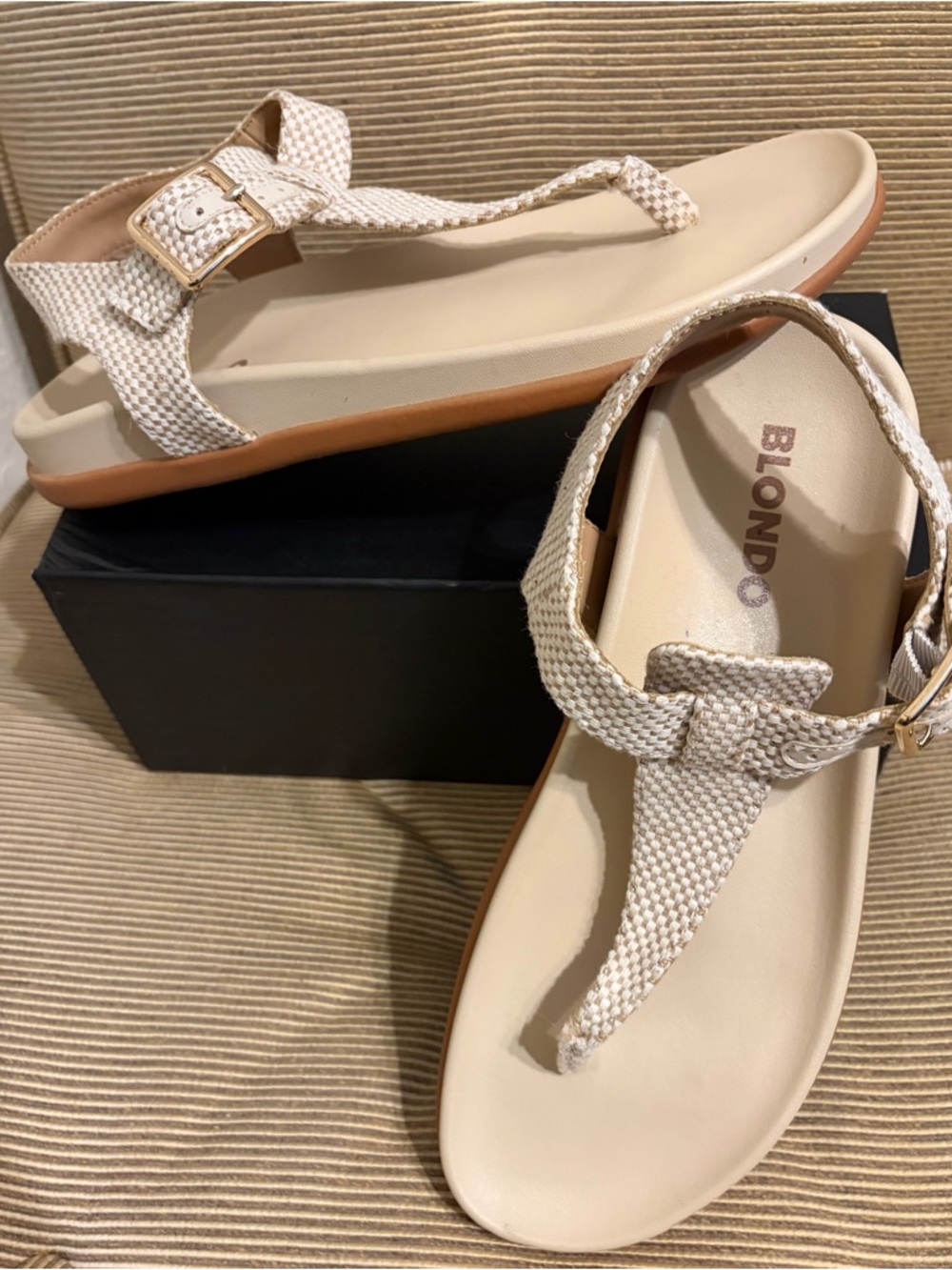 Blondo Women’s Niomi Slingback Thong Sandal - Size 8